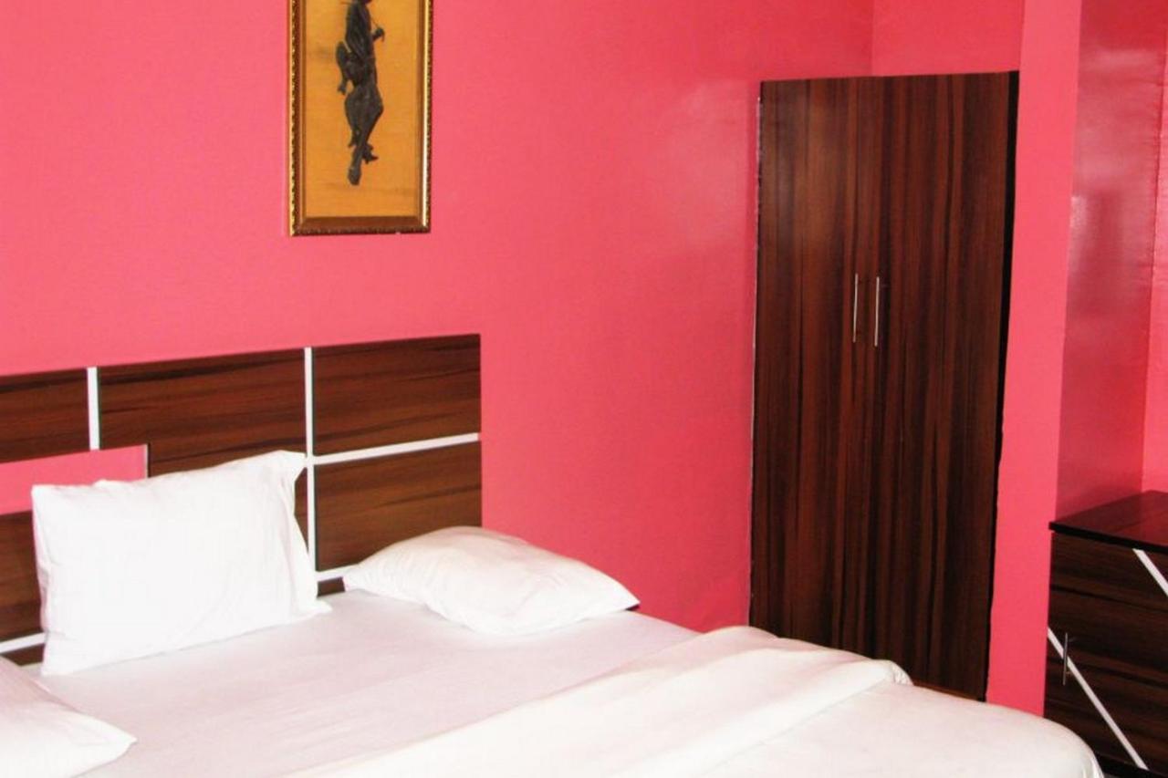 Room In Lodge - Londa Hotel And Suites Port Harcourt Exterior foto