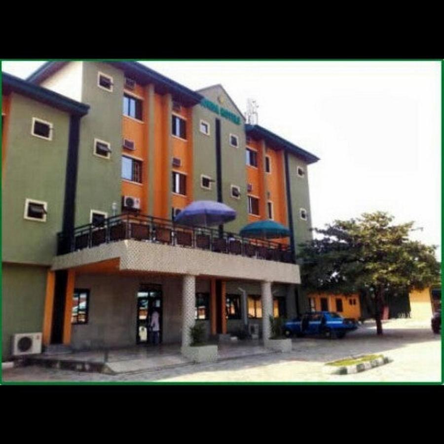 Room In Lodge - Londa Hotel And Suites Port Harcourt Exterior foto